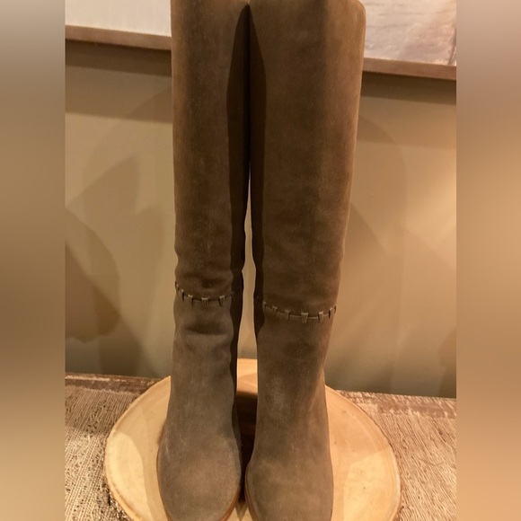 Tory Burch Contraire Suede 90mm Knee Boots, River Rock Size‎ 9 MSRP: $525.00 - Picture 16 of 16